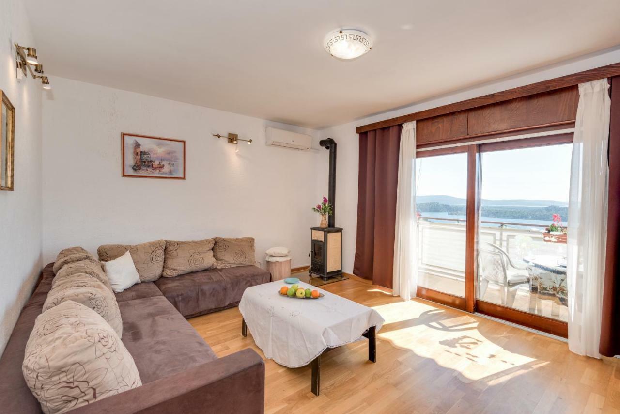 Lara Apartment Sibenik Ngoại thất bức ảnh